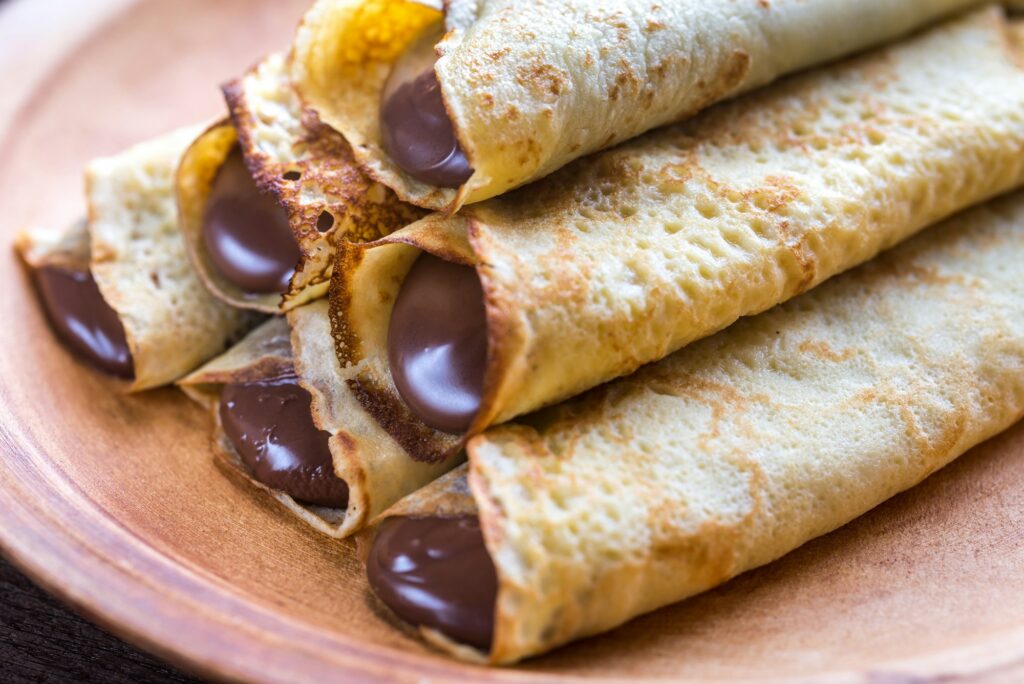 Crepes with chocolate cream