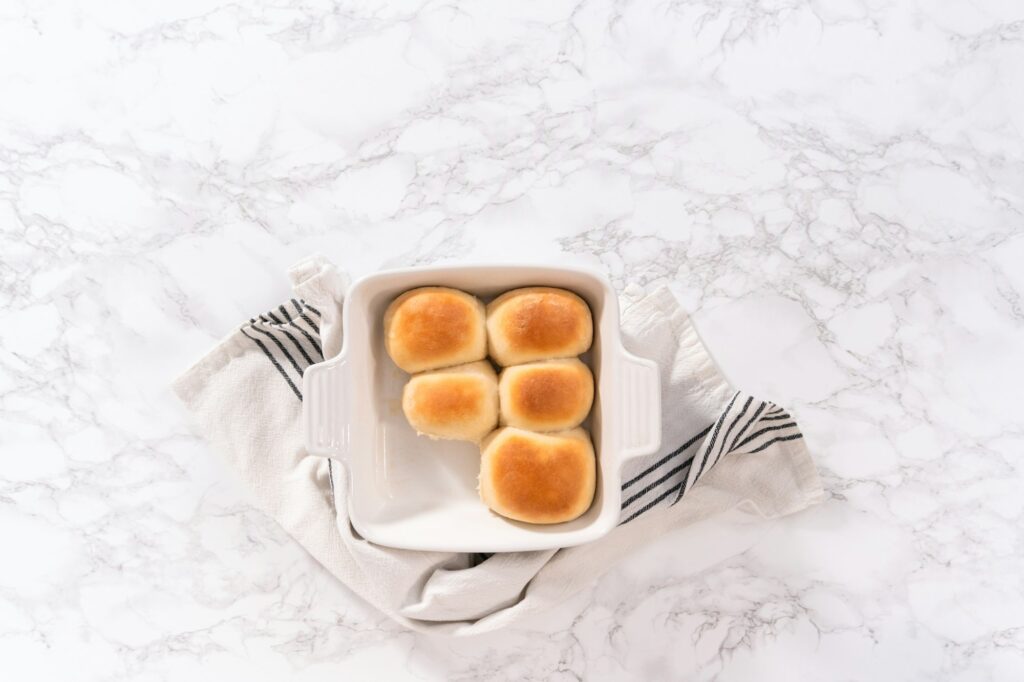 Dinner rolls