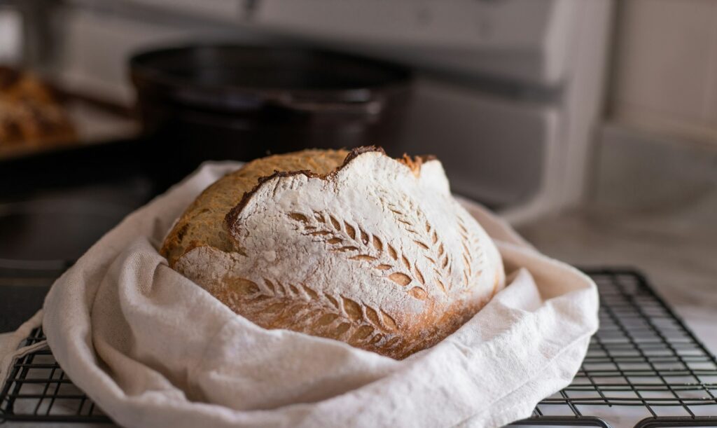 Yeast-free bread with a beautiful pattern.